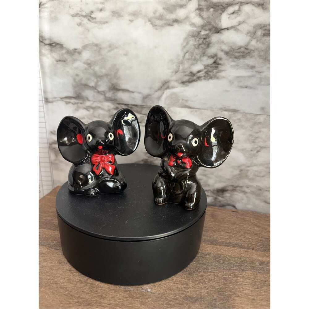 Vintage Japan Redware Black Large Big Ear Mice Mouse Salt & Pepper Shaker Set